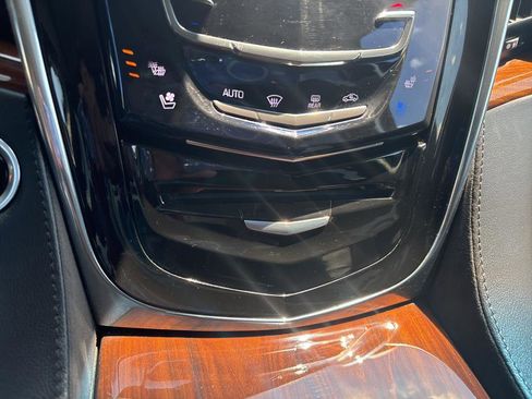 Used 2016 Cadillac Escalade ESV Premium image 14