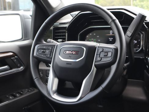 Used 2023 GMC Sierra 1500 Elevation AWD/4WD image 17