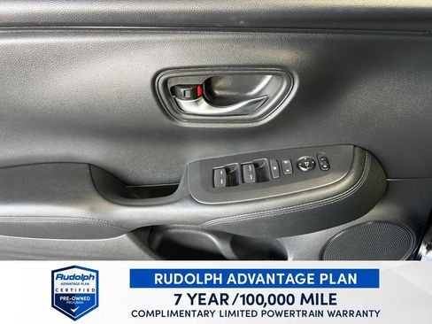 Certified 2024 Honda HR-V LX image 11