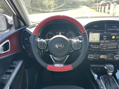 Used 2020 Kia Soul GT-Line Turbo image 23