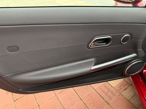 Used 2005 Chrysler Crossfire Limited RWD image 16