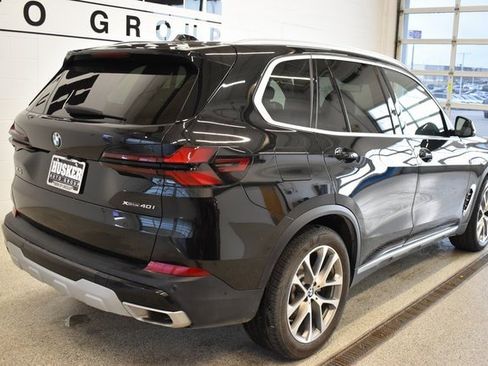 Used 2025 BMW X5 xDrive40i w/ Premium Package image 4