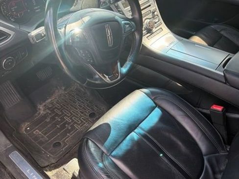 Used 2017 Lincoln MKZ Reserve w/ Technology Package AWD/4WD image 9