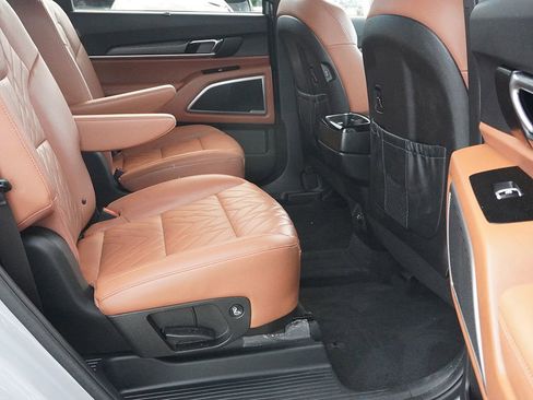 Used 2023 Kia Telluride EX X-Line AWD/4WD image 37