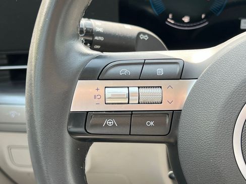 Used 2024 Hyundai Kona SEL FWD image 26