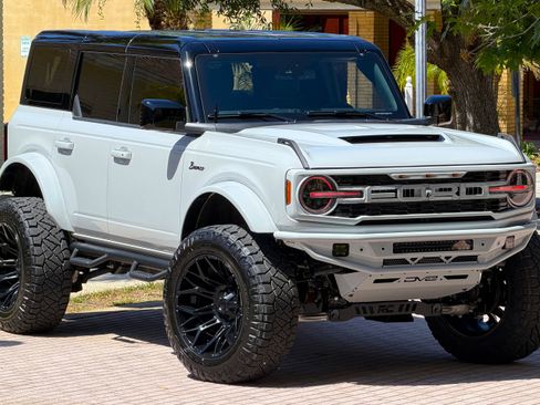 Used 2026 Ford Bronco Outer Banks AWD/4WD image 41