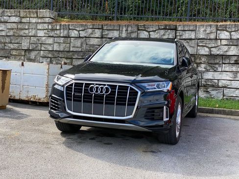Used 2021 Audi Q7 3.0T Premium AWD/4WD image 3