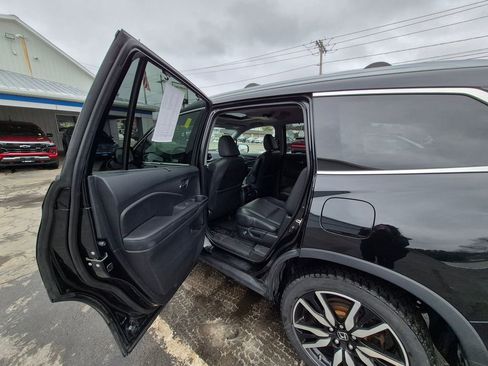 Used 2021 Honda Pilot Touring image 20