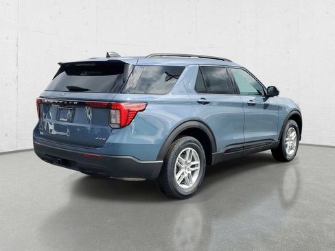 New 2026 Ford Explorer Active image 7