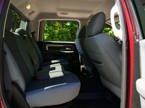 Used 2018 RAM 2500 Big Horn AWD/4WD image 33