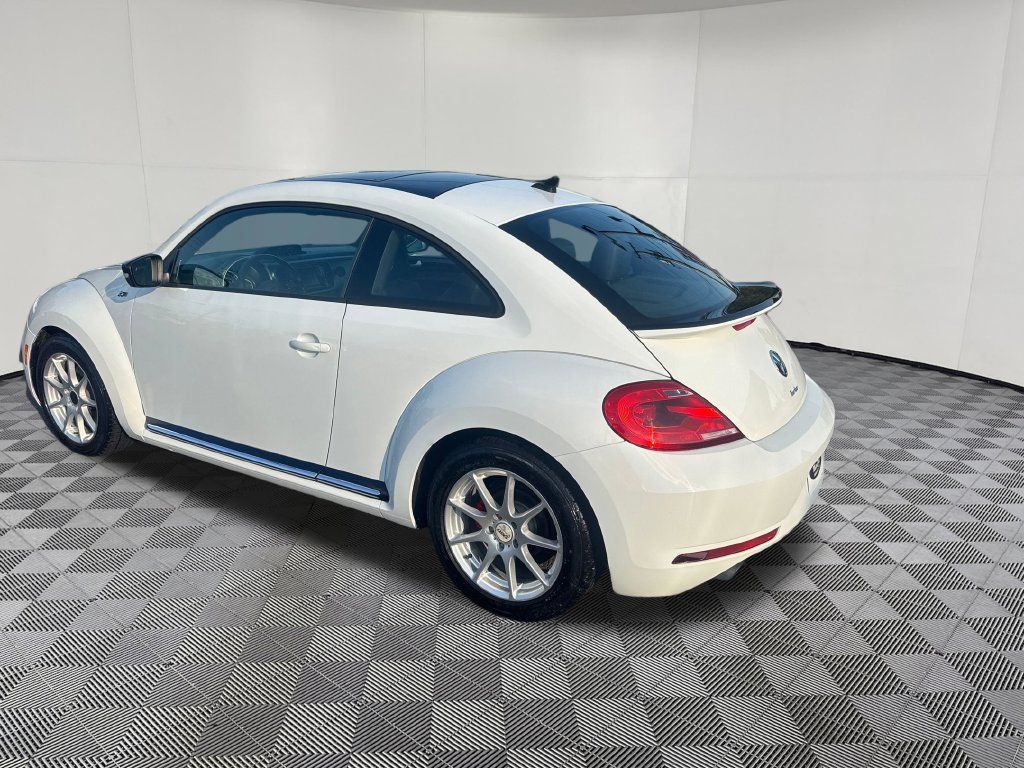 Used 2016 Volkswagen Beetle R-Line SE FWD image 4