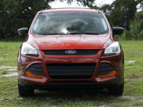 Used 2015 Ford Escape S FWD image 17