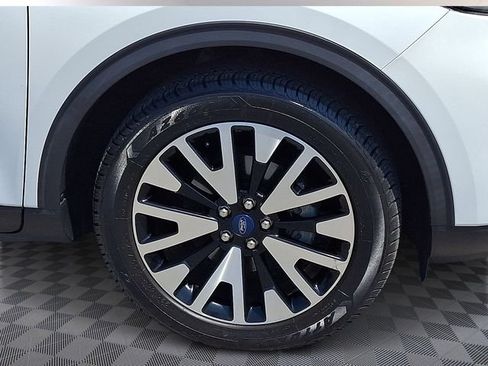 Used 2020 Ford Escape SEL AWD/4WD image 9