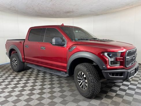 Used 2019 Ford F150 Raptor w/ Equipment Group 801A Mid AWD/4WD image 4