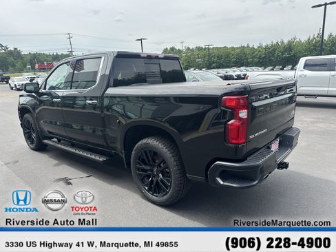 Used 2021 Chevrolet Silverado 1500 High Country AWD/4WD image 6