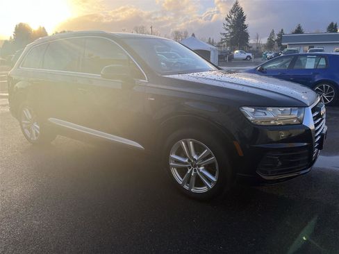 Used 2017 Audi Q7 3.0T Prestige image 7