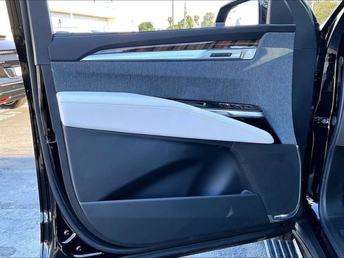 New 2026 Cadillac Escalade Platinum Sport image 11