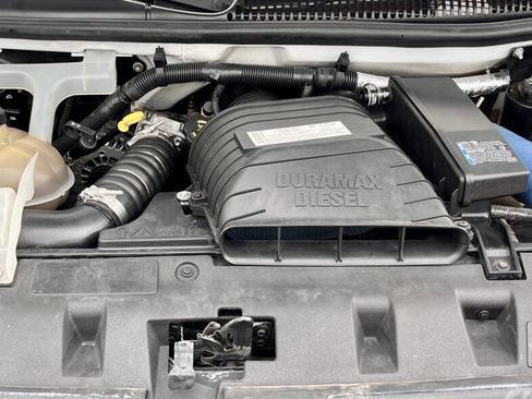 Used 2006 Chevrolet Express 2500 image 18