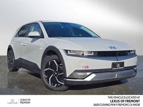 Used 2024 Hyundai Ioniq 5 SEL image 1