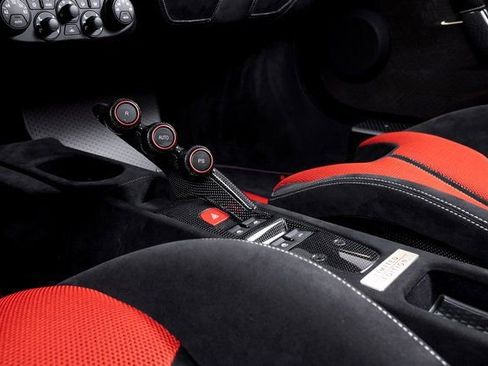 Certified 2015 Ferrari 458 Speciale A image 36