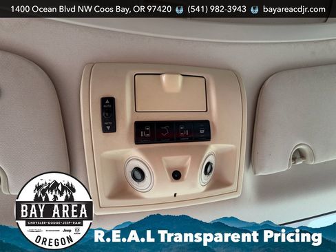 Used 2008 Chrysler Town & Country Limited w/ Flexible Seating Group FWD image 17