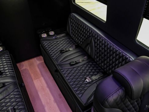 Used 2023 Mercedes-Benz Sprinter 3500 image 92