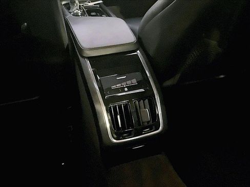 Used 2018 Volvo S90 T5 Momentum w/ Momentum Plus Package image 22