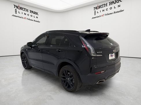 Used 2023 Cadillac XT4 Sport FWD image 3