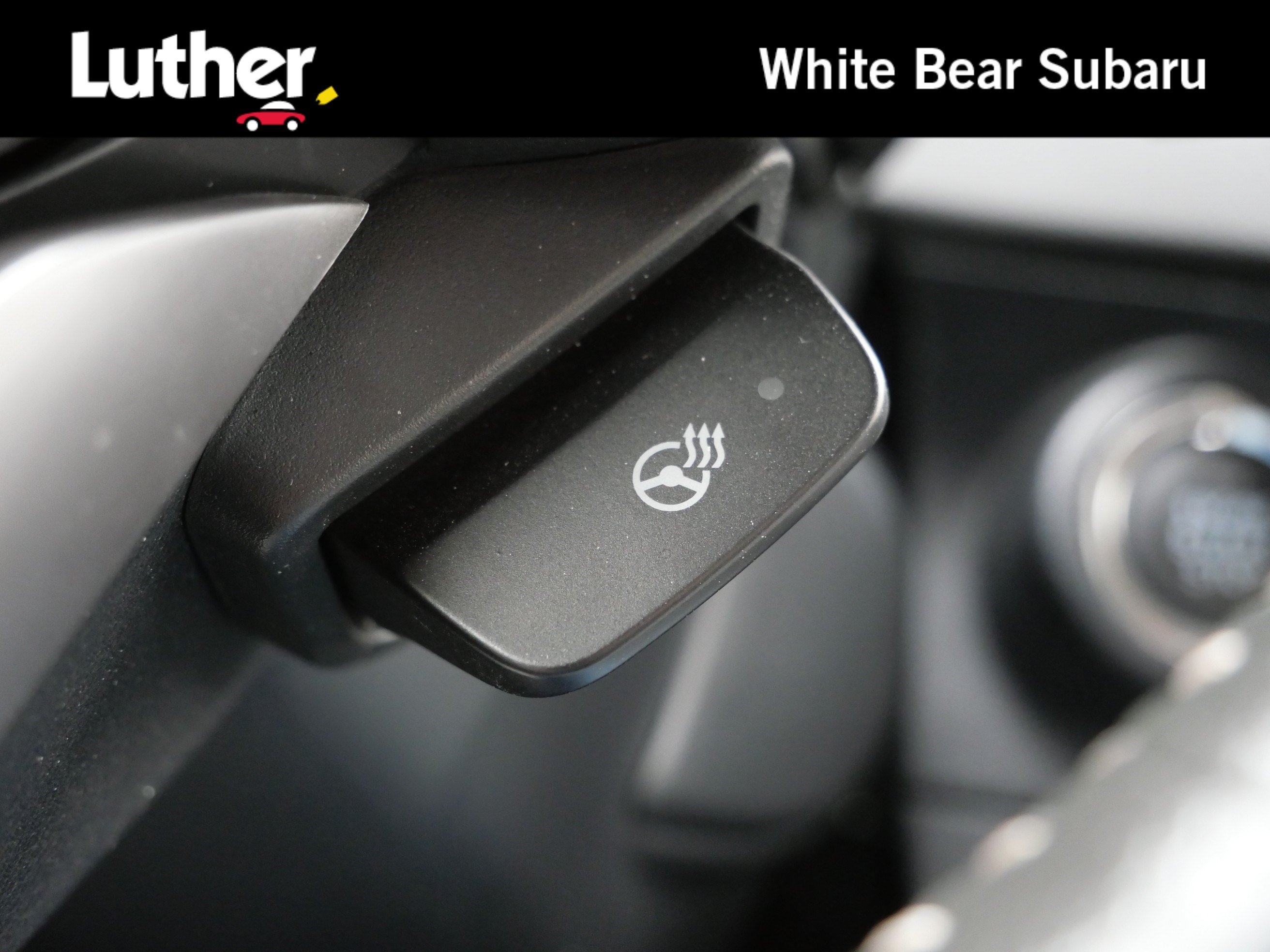 Used 2024 Subaru Forester Limited w/ Convenience Package AWD/4WD image 1