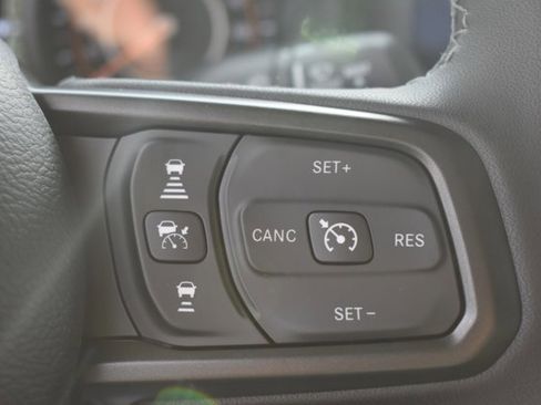 New 2026 Jeep Gladiator Sport image 19