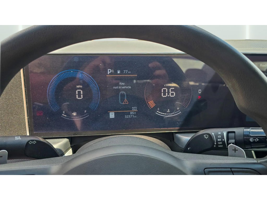 Used 2025 Hyundai Sonata SEL FWD image 17