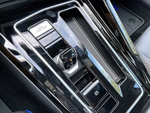 New 2026 Volkswagen Golf image 28