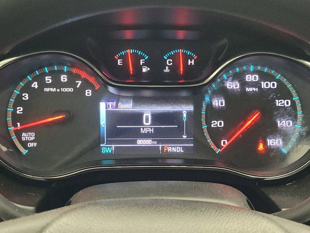 Used 2017 Chevrolet Cruze LT w/ Sun And Sound Package FWD image 23
