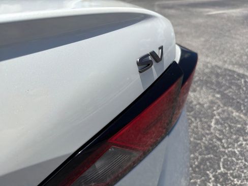 Certified 2024 Nissan Altima 2.5 SV FWD image 31