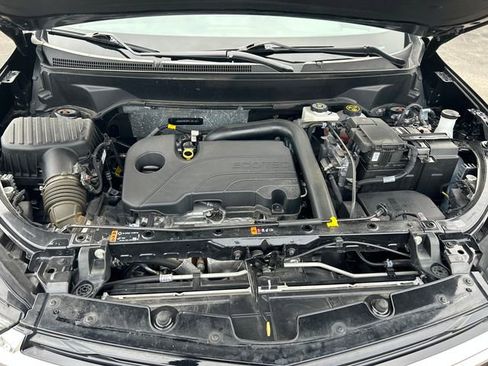 Used 2023 Chevrolet Equinox Premier w/ LPO, Cargo Package image 29