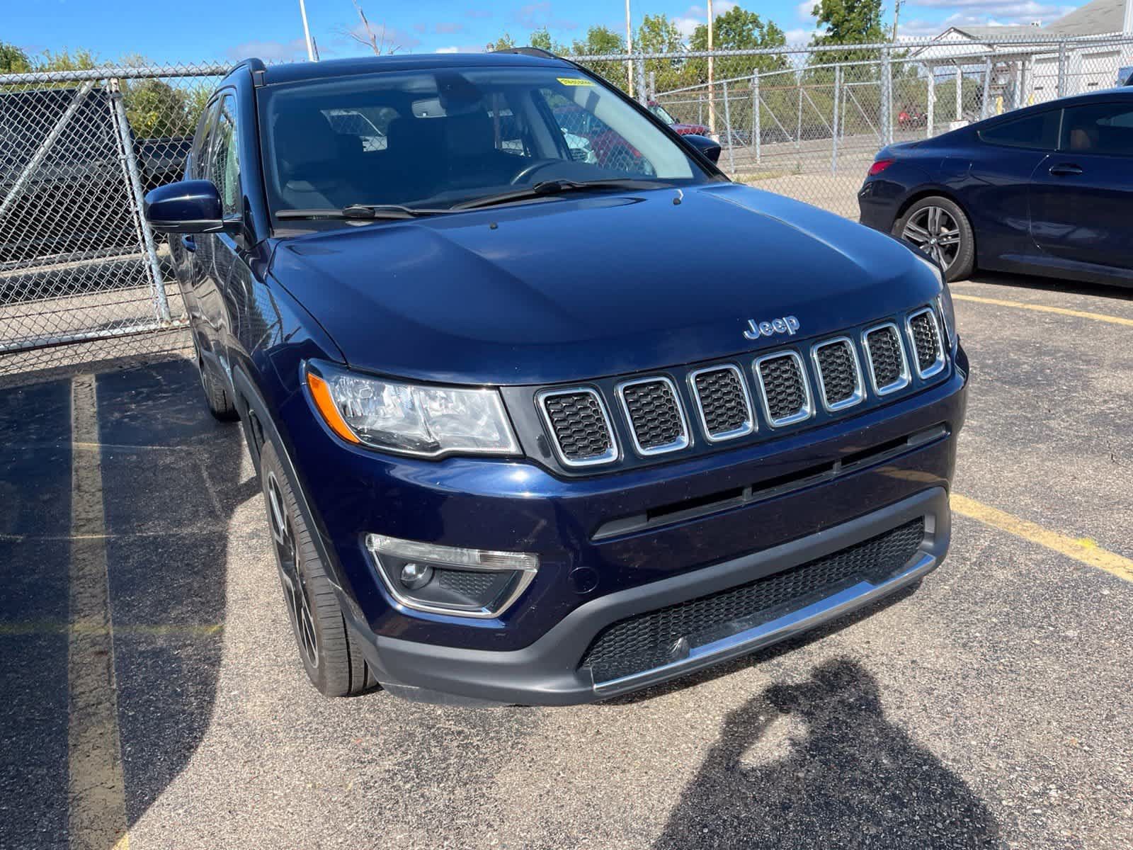 Used 2018 Jeep Compass Limited w/ Safe & Security Group AWD/4WD image 20