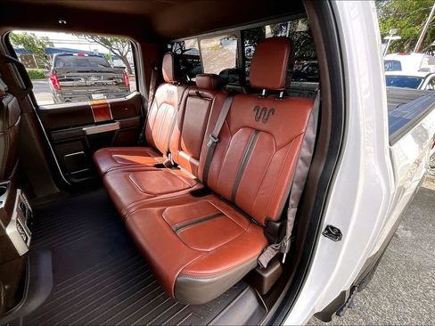 Used 2018 Ford F150 King Ranch w/ Equipment Group 601A Luxury AWD/4WD image 28