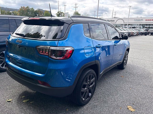 Used 2026 Jeep Compass Limited AWD/4WD image 12