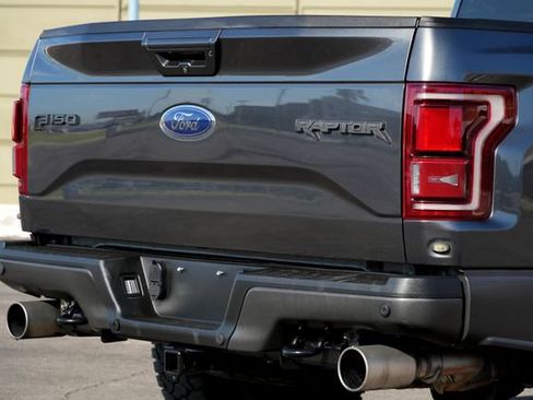 Used 2017 Ford F150 Raptor w/ Equipment Group 802A Luxury AWD/4WD image 23