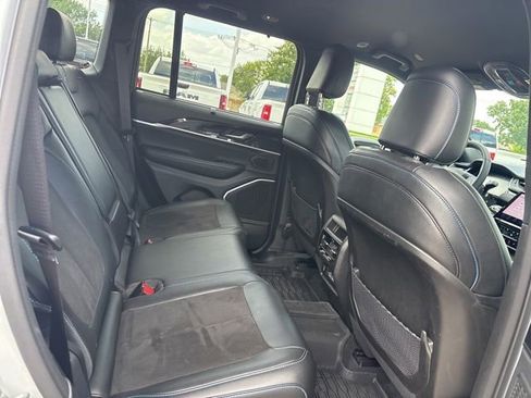Certified 2023 Jeep Grand Cherokee Trailhawk w/ Luxury Tech Group III AWD/4WD image 14
