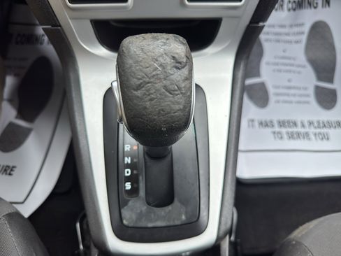 Used 2015 Ford Fiesta SE FWD image 17