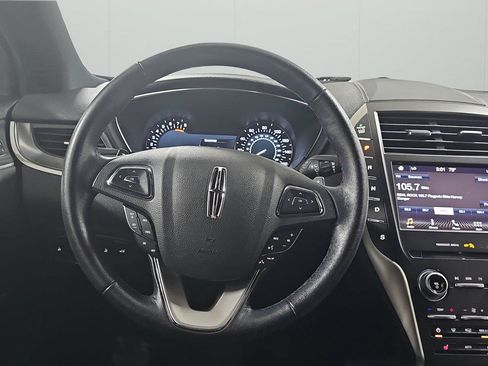 Used 2019 Lincoln MKC Premiere FWD image 22