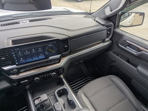 Used 2025 Chevrolet Silverado 1500 LT w/ Z71 Off-Road Package image 31