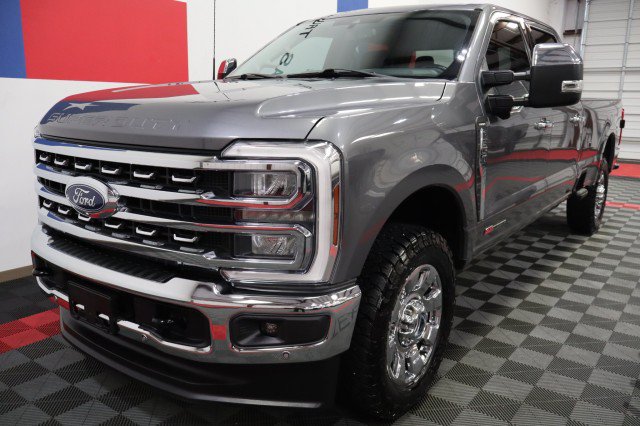 Used 2024 Ford F350 Lariat w/ Lariat Ultimate Package AWD/4WD image 4