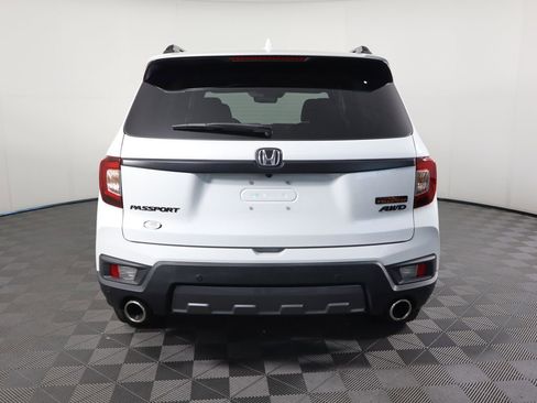 Used 2022 Honda Passport TrailSport image 6