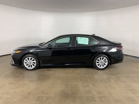 Used 2023 Toyota Camry LE w/ Convenience Package image 16