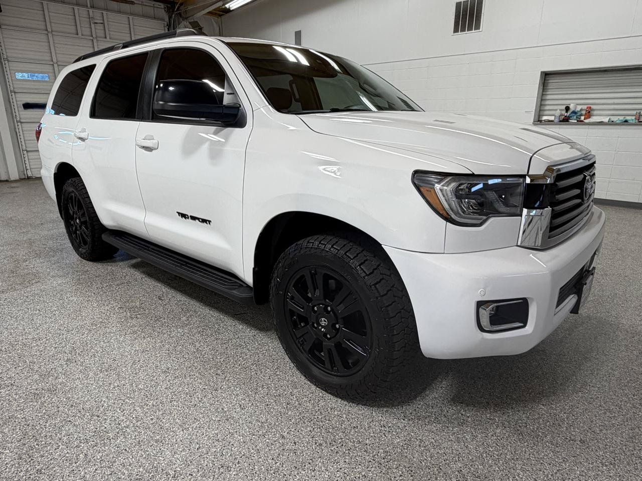Used 2019 Toyota Sequoia TRD Sport w/ TRD Sport Premium Package AWD/4WD image 4