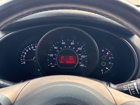 Used 2017 Kia Soul + w/ Audio Package FWD image 7
