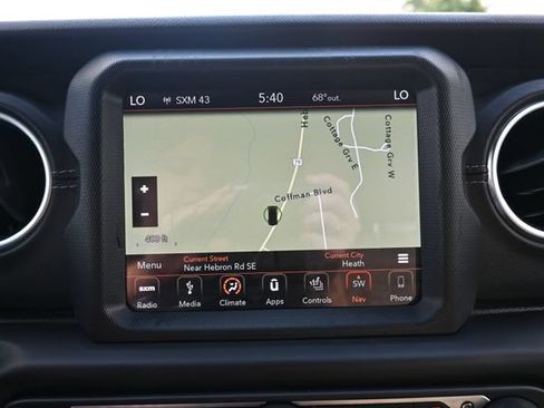 Used 2019 Jeep Wrangler Unlimited Sahara AWD/4WD image 43
