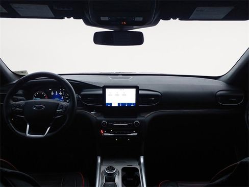 Used 2020 Ford Explorer Limited w/ Class III Trailer Tow Package image 10